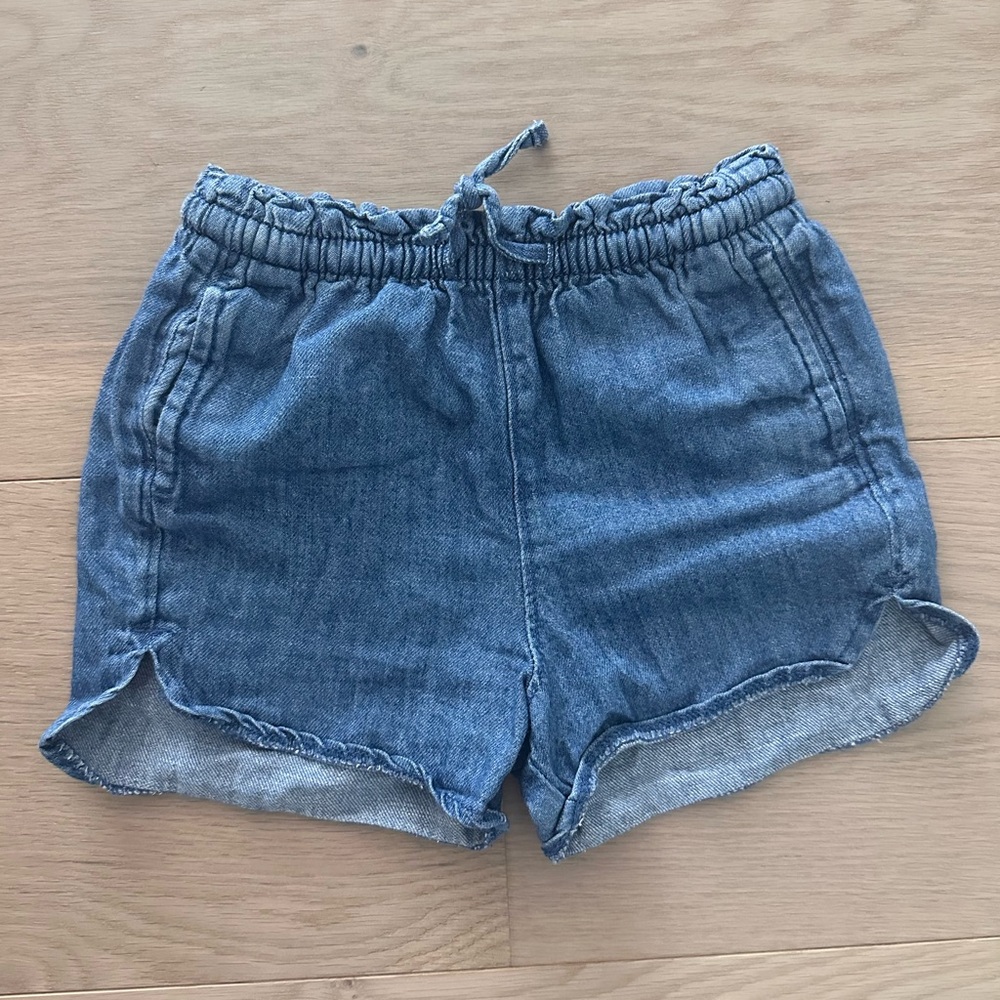 Old Navy chambray shorts